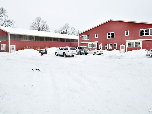 3rd image of 184 Todd Hill Road