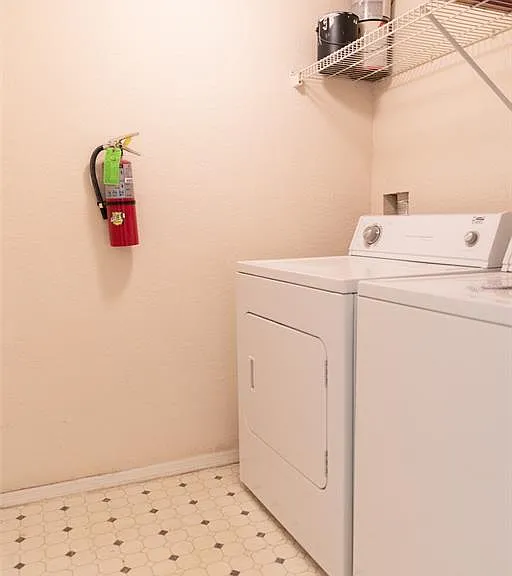 822 Camargo Way #208 — Photo 16