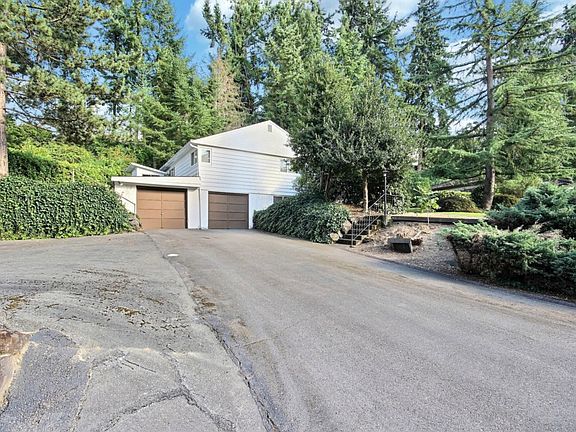2nd image of 6410 Nyanza Park Dr SW