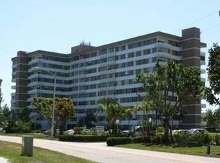 4200 Hillcrest Dr APT 101, Hollywood, FL 33021