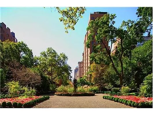 Sold by Douglas Elliman | media 17