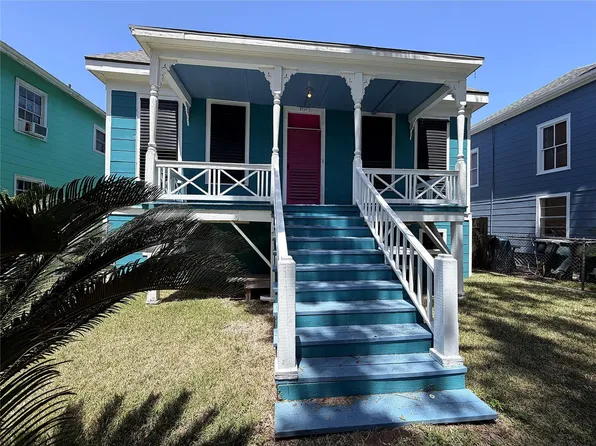 3716 Avenue K, Galveston, TX 77550