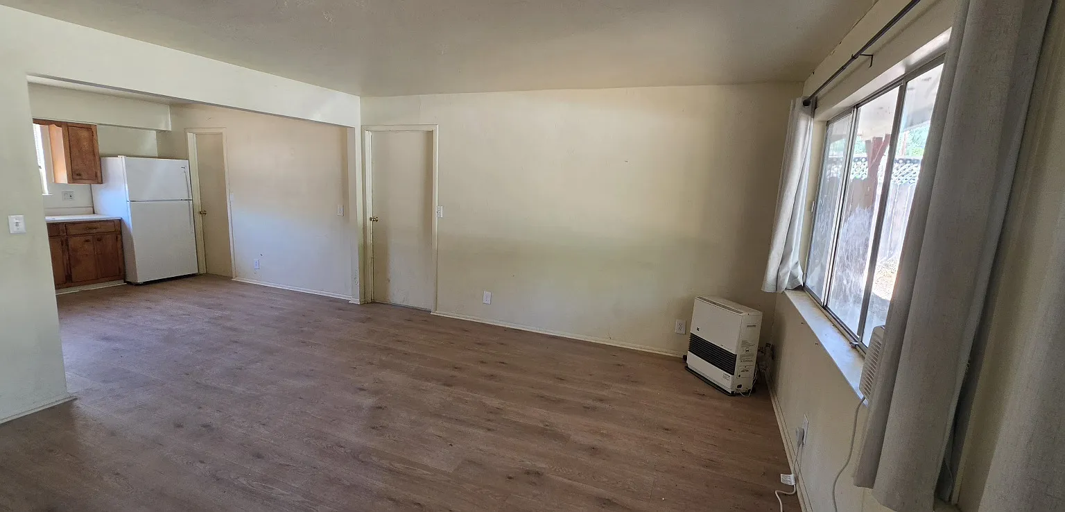 2 bed, 896 sqft, $1,550 — Photo 1