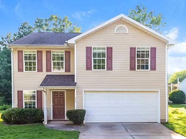 2127 Pleasant Dale Dr, Charlotte, NC 28214