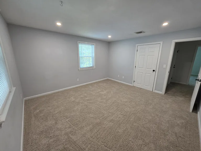 13 Meadowbrook Ln #3 — Photo 11