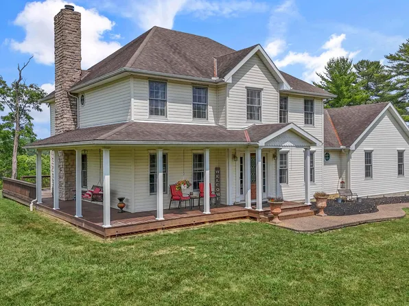 4000 Dillon Hills Dr, Zanesville, OH 43830