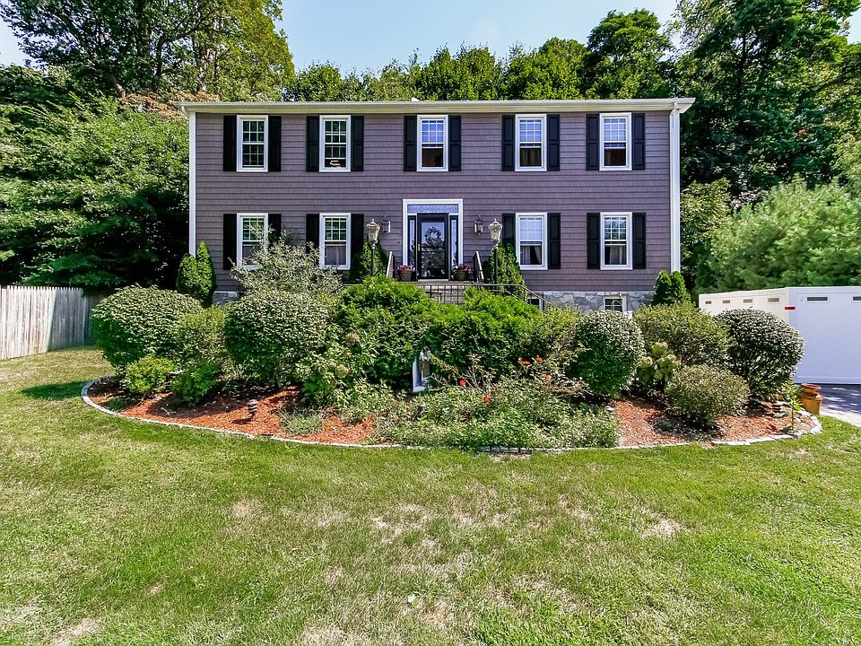 Bright Center Hall Colonial