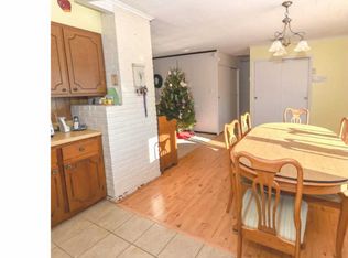 111 Thornridge Dr, Levittown, PA
