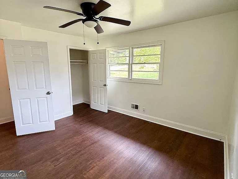 1322 S Hicks Cir NW — Photo 3