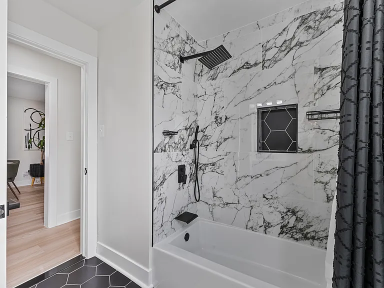 5503 Jay St NE — Photo 20