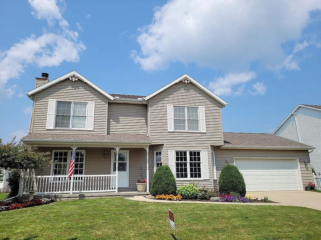 2820 Brighton Ln photo 1
