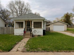 127 Madison St, Waterloo, IA 50703