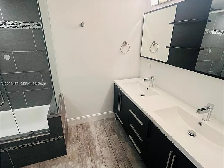 2655 Collins Ave #602 — Photo 16