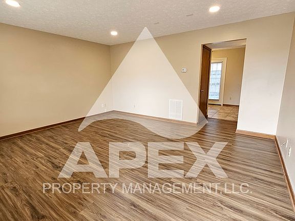 2nd image of 7956 Andersonville Pike