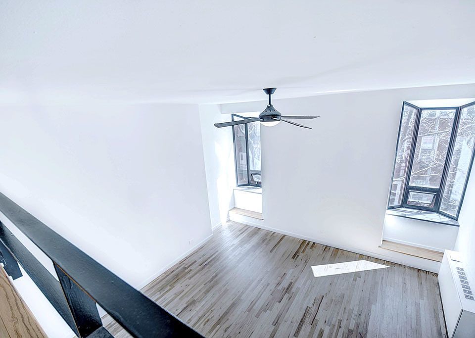 1st image of 123 Bank St APT 330