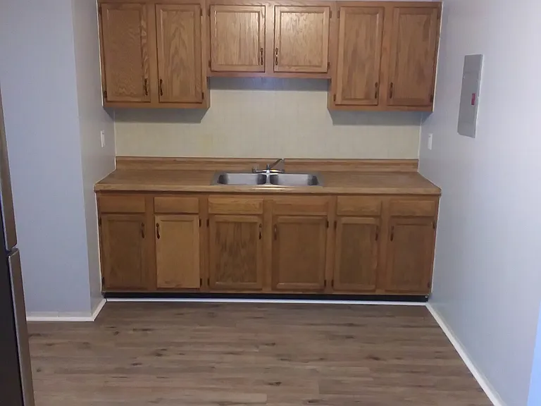 Belle Apartments — Photo 3