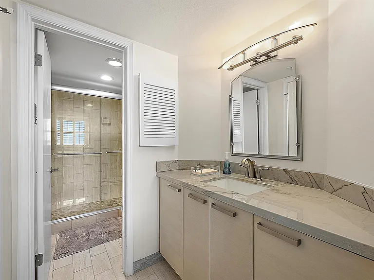 5200 N Ocean Dr #505 — Photo 19