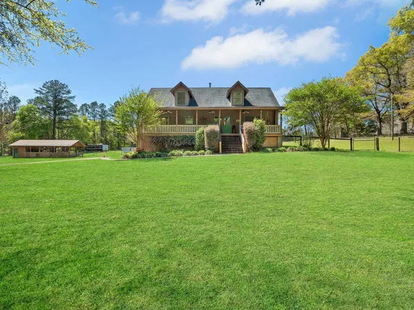 370 W Horseshoe Rd, Tallahassee, FL 32317