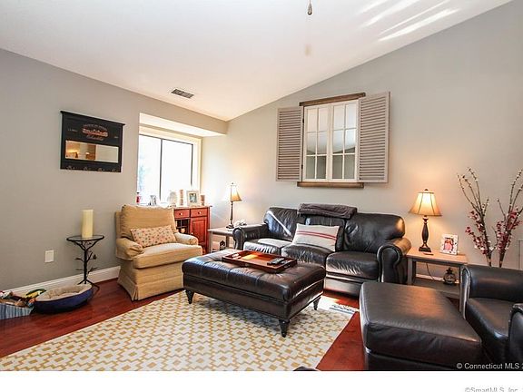 5th image of 143 Mallard Dr #143