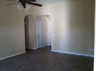 6112 S 39th St, Rogers, AR 72758