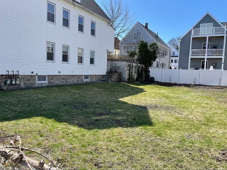 184 Grant Ave #2 — Photo 5