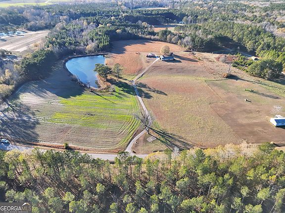 5th image of 8365 Mount Carmel Rd