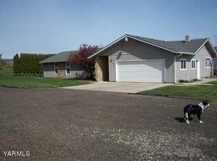 301 Kail Rd, Tieton, WA 98947