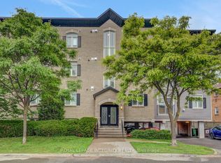 711 Churchill Ave N #402, Ottawa, ON K1Z 5G6