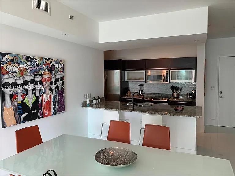 950 Brickell Bay Dr #1900 — Photo 6