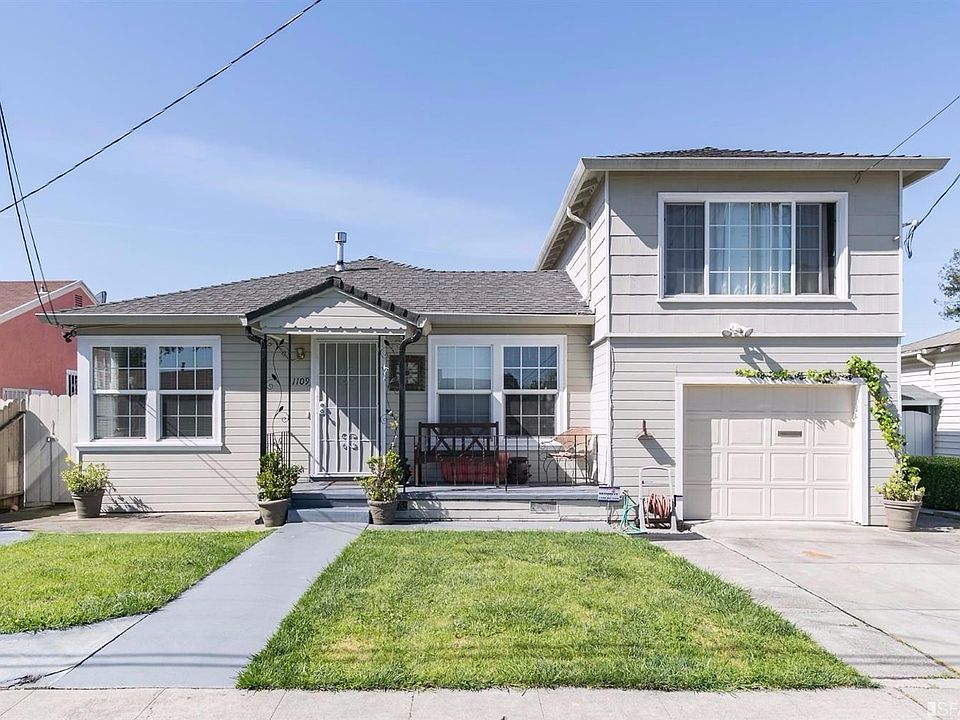 Well maintained front yard and patio for relaxing in the fresh air.