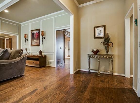 3rd image of 3421 Omar Ln
