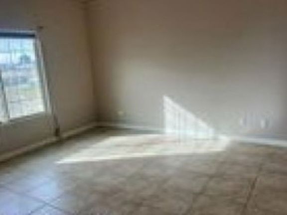 Additional Living Room