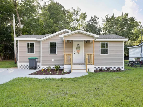 5001 Lewis St., Loris, SC 29569