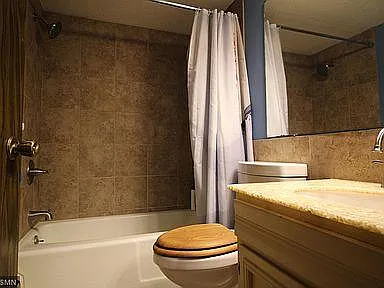 1025 Smetana Rd #2 — Photo 10