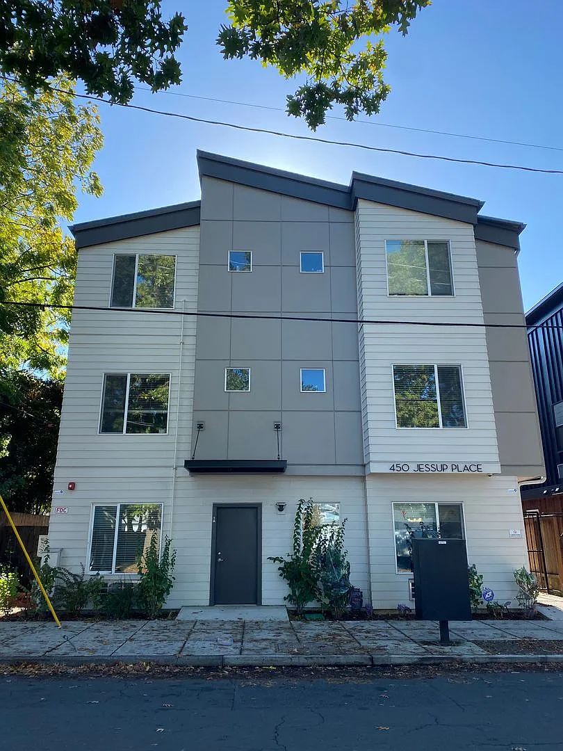 Jessup Place - 15plex — Photo 1