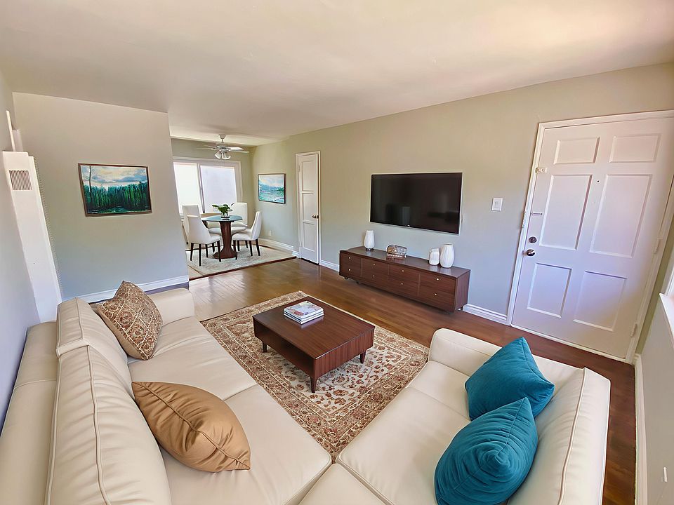 1st image of 221 Union Pl #20