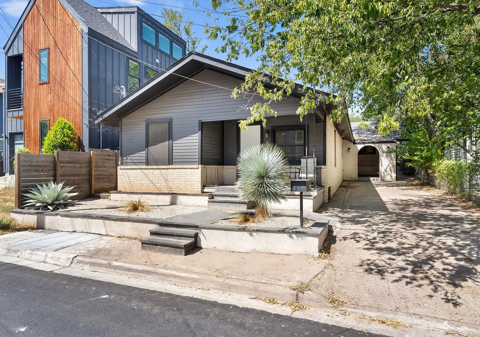 Great 3-Bedroom Home in East Austin — Photo 2