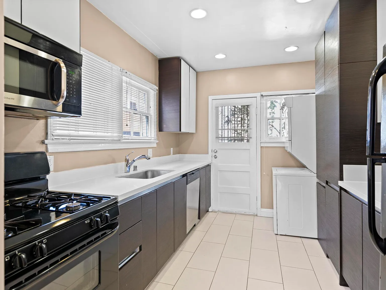 Vista Magnolia — Photo 1
