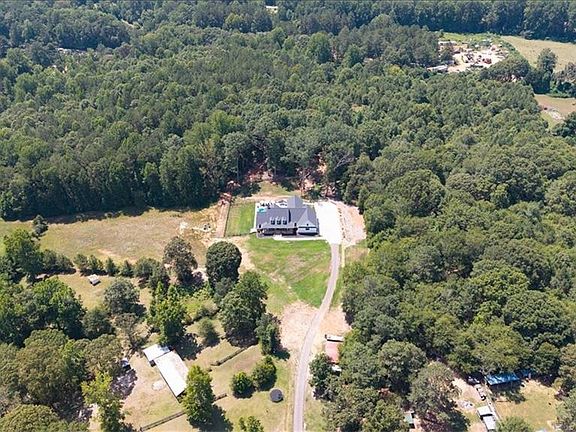 4th image of 1380 Cronic Town Rd