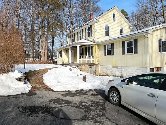 2nd image of 592 Violet Ave