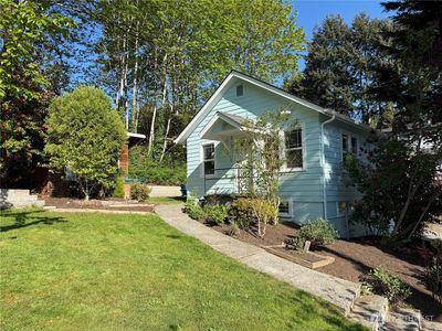 5304 NE 193rd Street, Lake Forest Park, WA, 98155