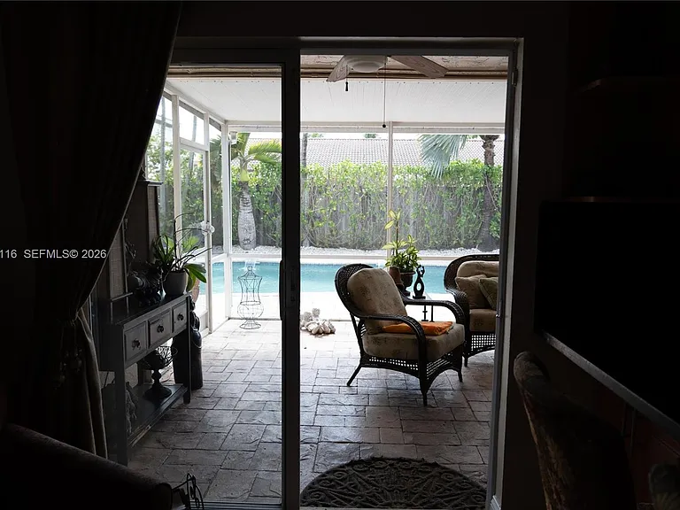 17992 SW 152nd Ct — Photo 23