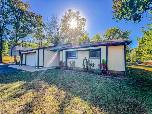 109 George Blvd, Coffeyville, KS 67337
