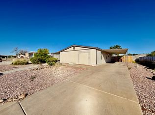 19231 N Carnation Dr, Sun City, AZ 85373