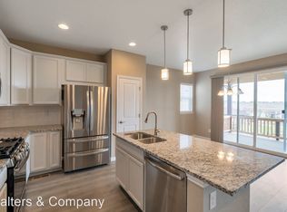 12993 Sandstone Dr, Broomfield, CO 80021