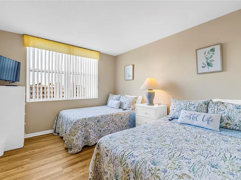 6021 Bahia Del Mar Cir #540 — Photo 26