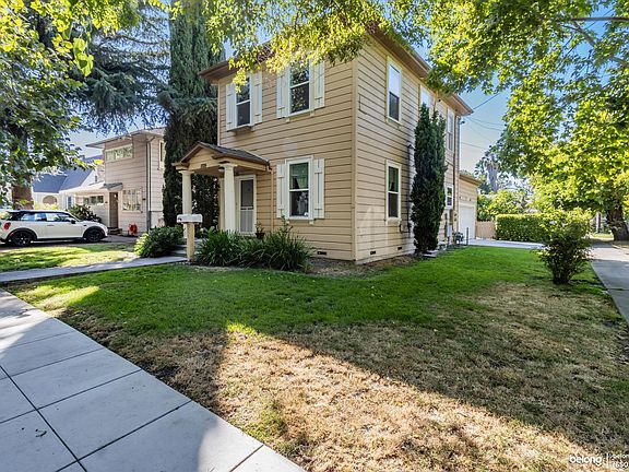 5th image of 1009 McKendrie St #A