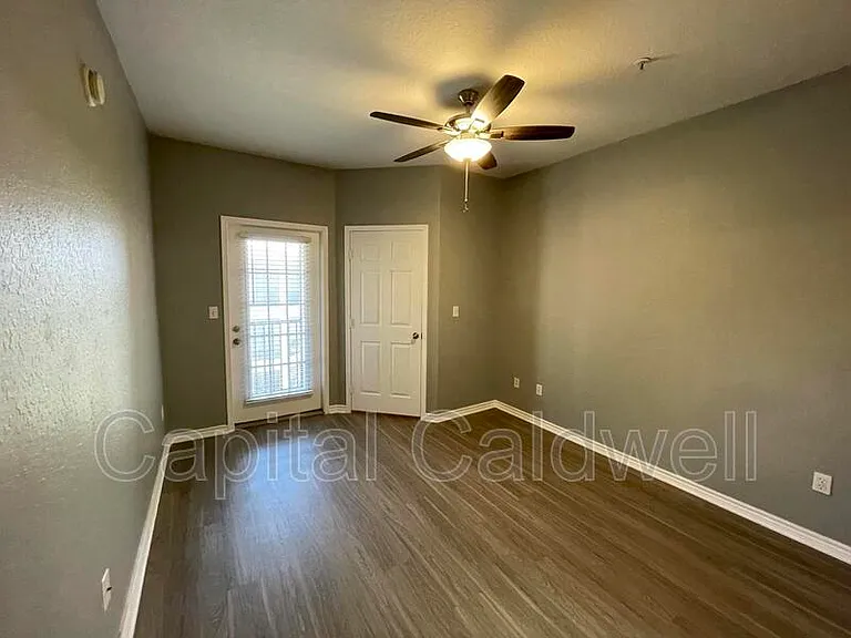 4323 Bayside Village Dr #305 — Photo 11
