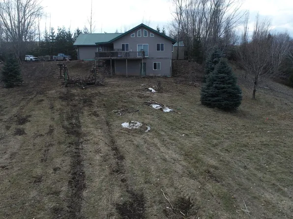 S1170 Theisen Ridge Rd, Mondovi, WI 54755