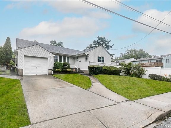 2nd image of 2891 Ewell Pl